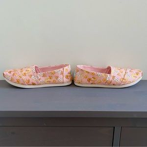 Toms fortune cookie shoes